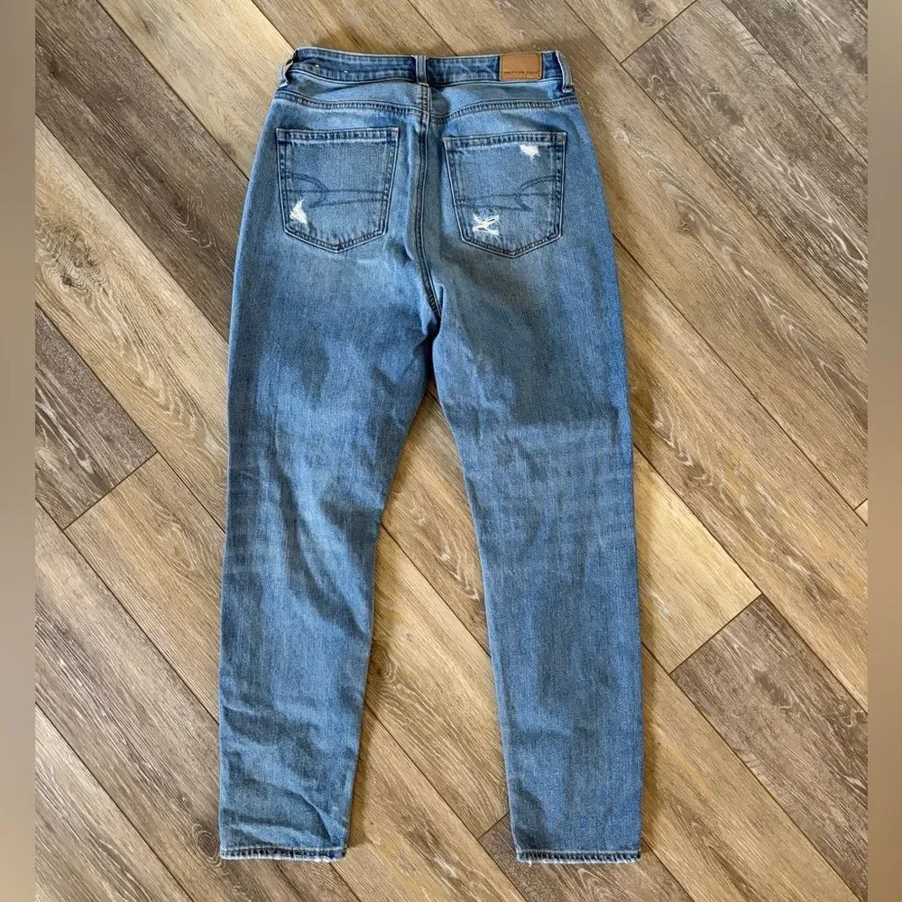 American Eagle High Rise Mom Jeans Women's Size 4 - Picture 8 of 9